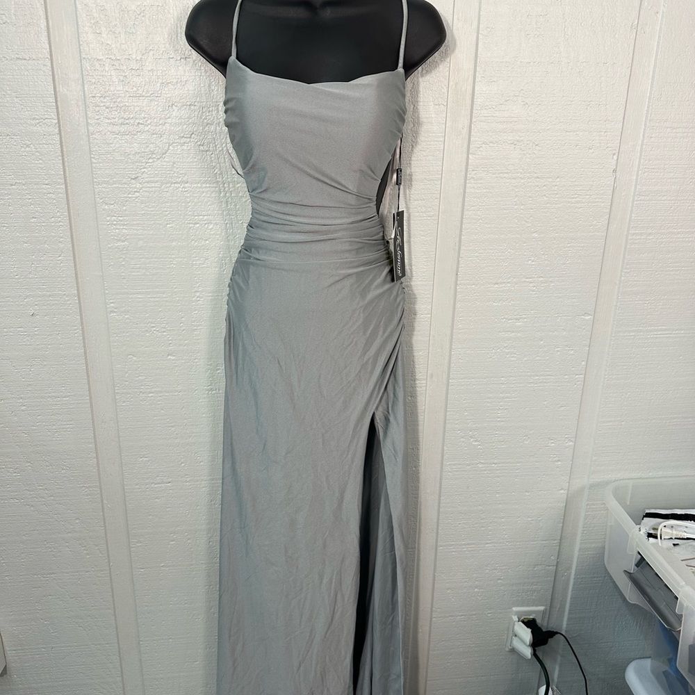 La Femme Silver Spaghetti Strap Backless Dress Size 2 NWT - Picture 3 of 11
